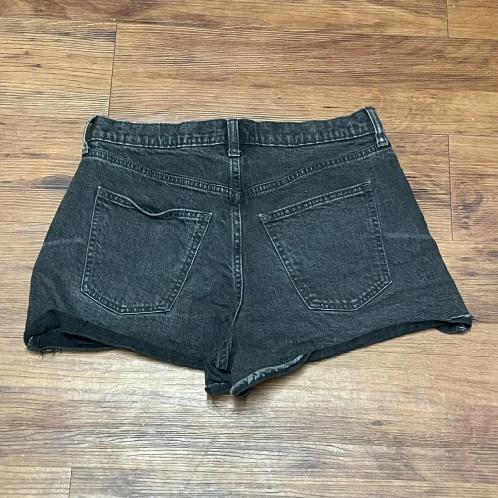 Universal Thread Black High‎ Rise Cutoff Shorts 6 90s Model Off Duty Clean Girl